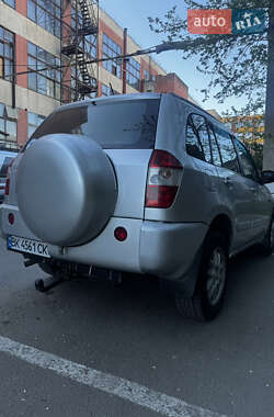 Позашляховик / Кросовер Chery Tiggo 2008 в 