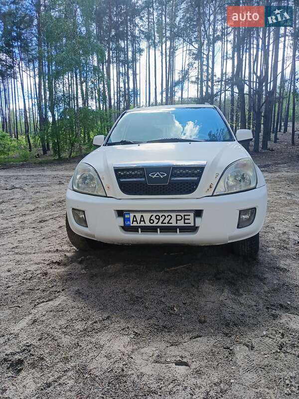 Позашляховик / Кросовер Chery Tiggo 2008 в 