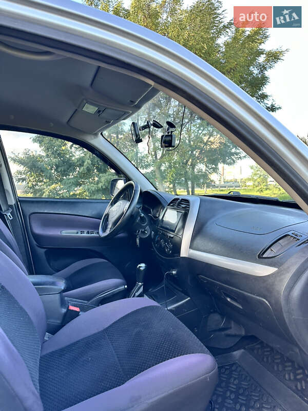 Позашляховик / Кросовер Chery Tiggo 2012 в Києві фото 19 Позашляховик / Кросовер Chery Tiggo 2012 в Києві