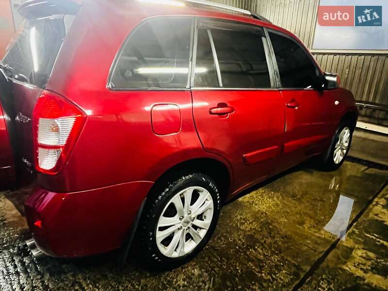 Позашляховик / Кросовер Chery Tiggo 2014 в Києві