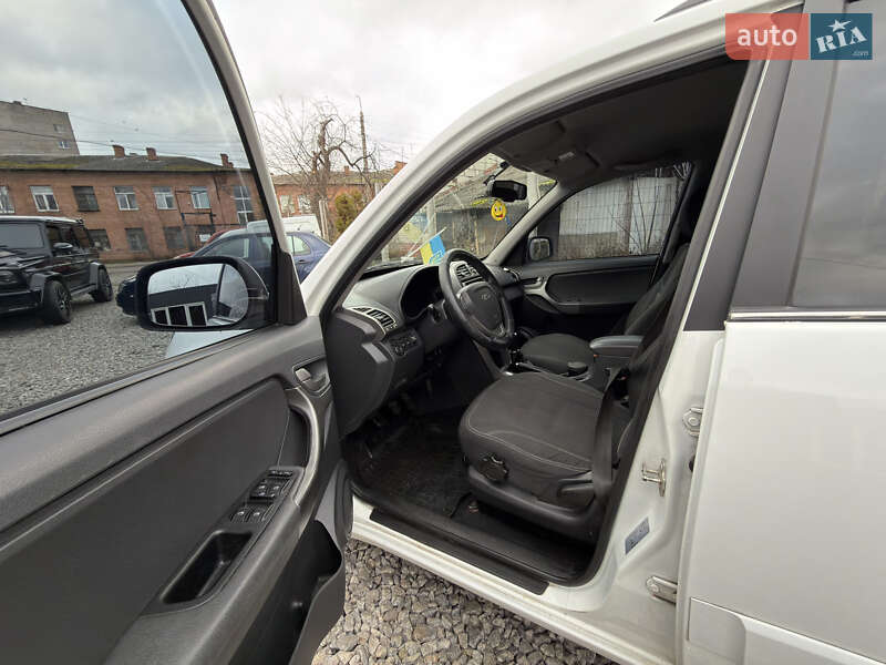 Внедорожник / Кроссовер Chery Tiggo 2014 в Бердичеве