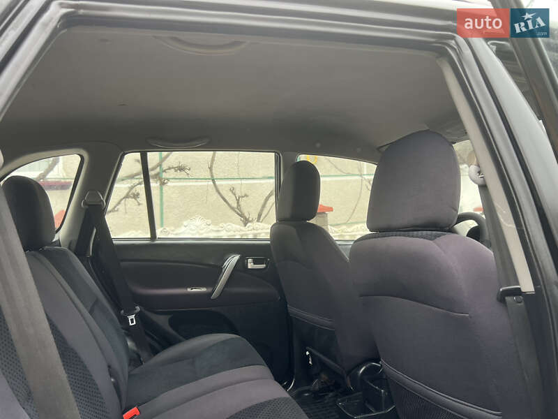 Позашляховик / Кросовер Chery Tiggo 2010 в Гусятині