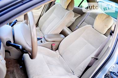 Седан Chevrolet Alero 2000 в 
