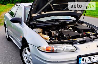 Седан Chevrolet Alero 2000 в 