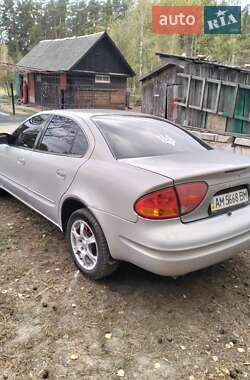 Седан Chevrolet Alero 1999 в Житомире