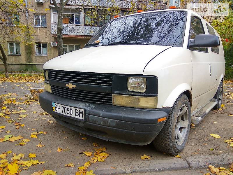 Минивэн Chevrolet Astro 2003 в Одессе
