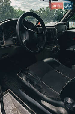 Минивэн Chevrolet Astro 2005 в  фото 10 Минивэн Chevrolet Astro 2005 в