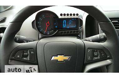 Седан Chevrolet Aveo 2012 в Киеве