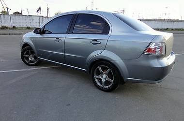 Седан Chevrolet Aveo 2007 в Киеве