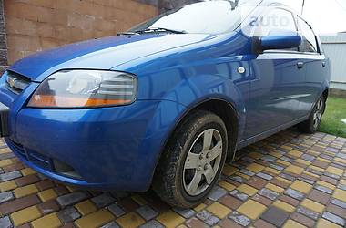 Седан Chevrolet Aveo 2005 в Киеве