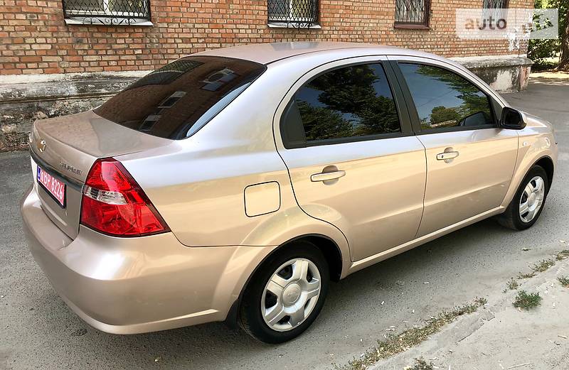 Седан Chevrolet Aveo 2008 в Никополе