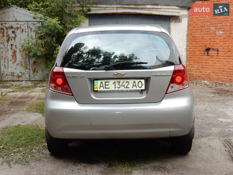 Хэтчбек Chevrolet Aveo 2005 в Днепре