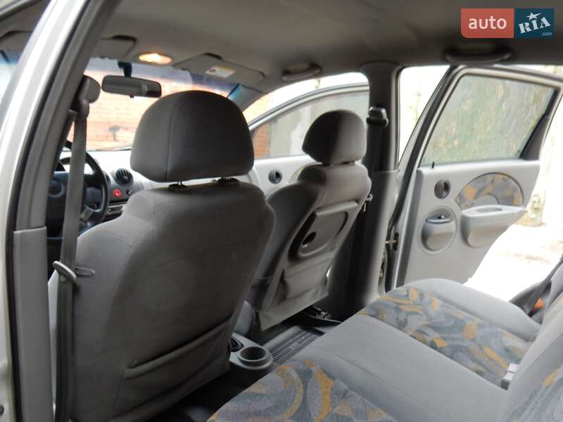 Хэтчбек Chevrolet Aveo 2005 в Днепре