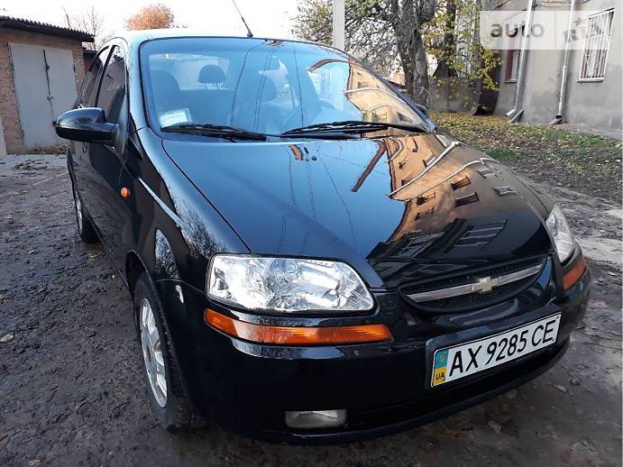 Седан Chevrolet Aveo 2004 в Харькове