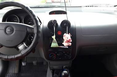 Седан Chevrolet Aveo 2005 в Звягеле