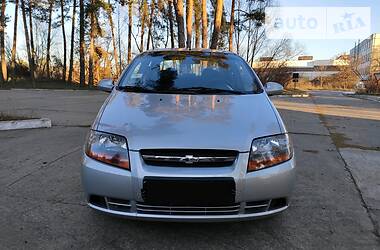 Седан Chevrolet Aveo 2006 в Нетешине