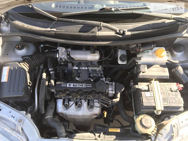 Хетчбек Chevrolet Aveo 2008 в Дніпрі