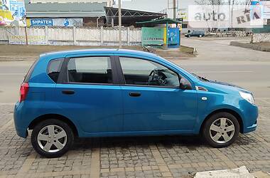 Хетчбек Chevrolet Aveo 2009 в 