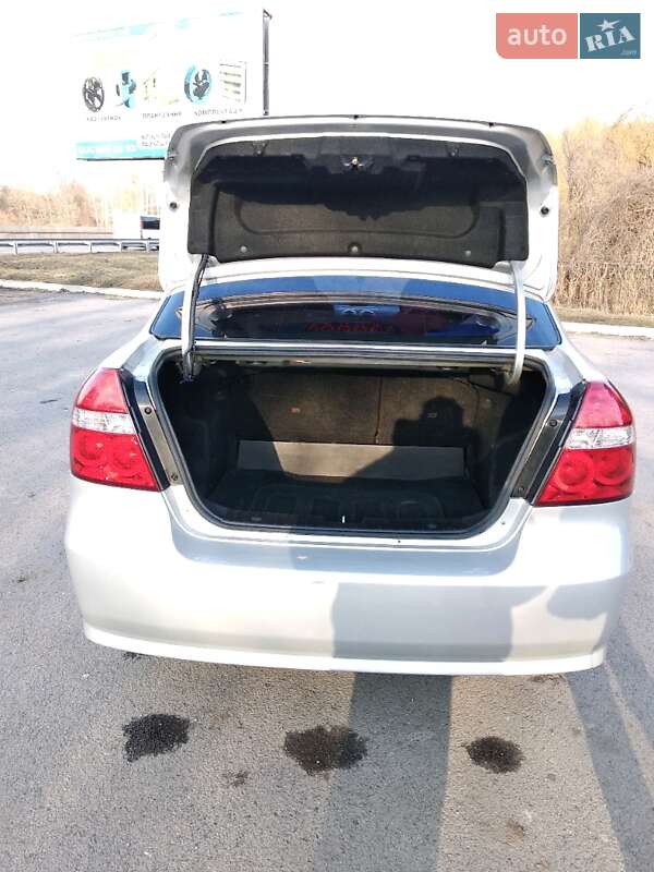 Седан Chevrolet Aveo 2007 в Києві