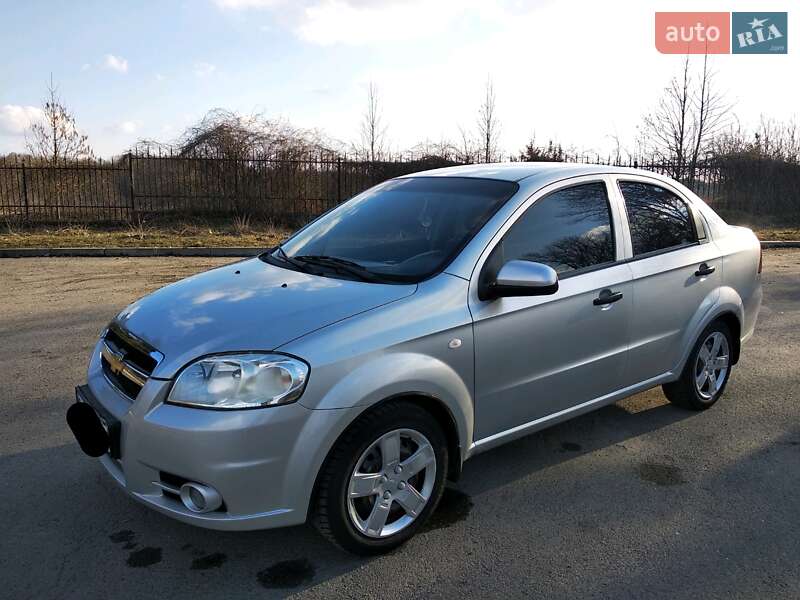 Седан Chevrolet Aveo 2007 в Києві