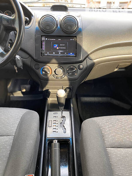 Седан Chevrolet Aveo 2006 в Киеве