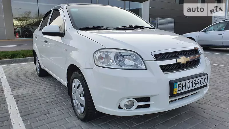 Седан Chevrolet Aveo 2010 в 