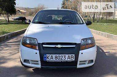 Хетчбек Chevrolet Aveo 2005 в 