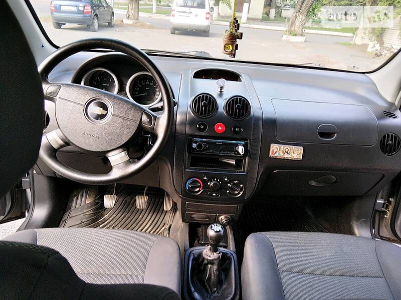 Хетчбек Chevrolet Aveo 2007 в 