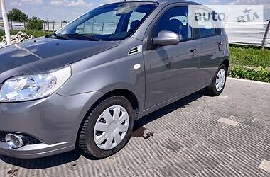 Хетчбек Chevrolet Aveo 2008 в 