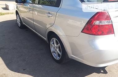 Седан Chevrolet Aveo 2008 в Кривом Роге