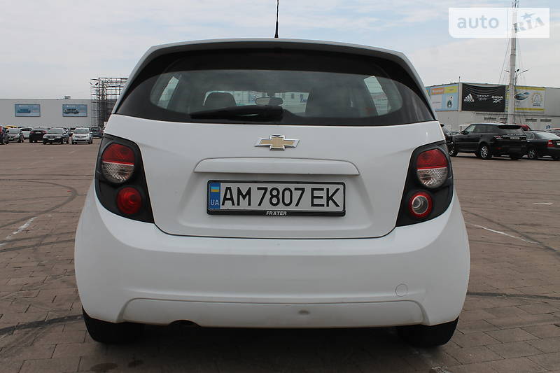 Хетчбек Chevrolet Aveo 2012 в Житомирі фото 16 Хетчбек Chevrolet Aveo 2012 в Житомирі