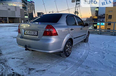 Седан Chevrolet Aveo 2006 в Дніпрі