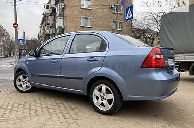 Седан Chevrolet Aveo 2006 в Киеве