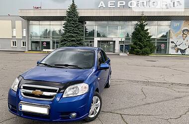 Седан Chevrolet Aveo 2008 в Полтаве