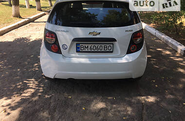 Хэтчбек Chevrolet Aveo 2011 в Сумах