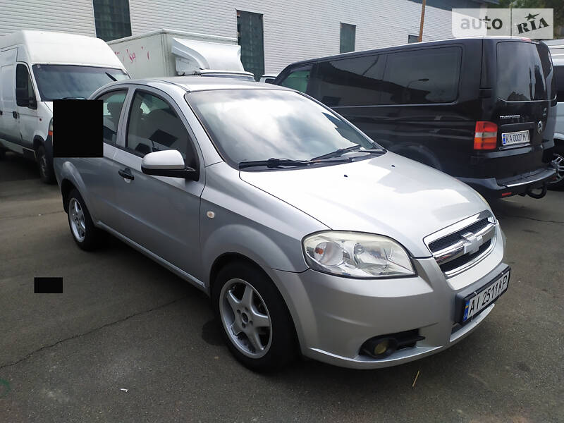 Седан Chevrolet Aveo 2008 в Києві