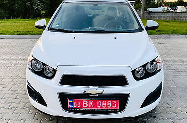 Хетчбек Chevrolet Aveo 2012 в Києві