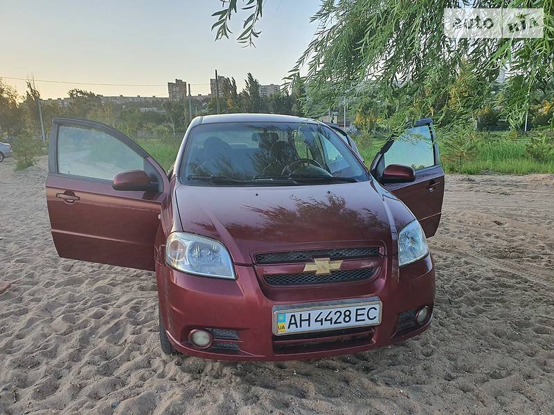 Седан Chevrolet Aveo 2008 в Мариуполе