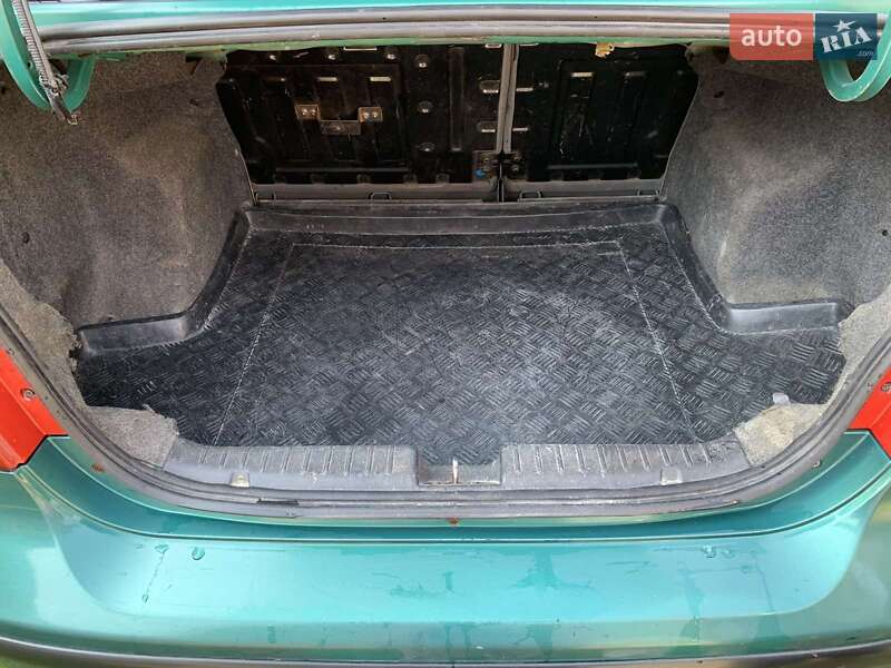 Хетчбек Chevrolet Aveo 2004 в Рожнятові