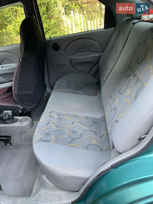 Хетчбек Chevrolet Aveo 2004 в Рожнятові