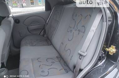 Седан Chevrolet Aveo 2005 в Славянске