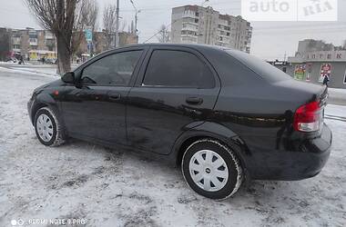 Седан Chevrolet Aveo 2005 в Славянске