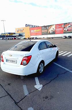 Седан Chevrolet Aveo 2012 в Бердянске