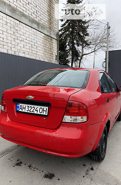 Седан Chevrolet Aveo 2006 в Днепре