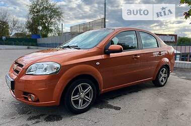 Седан Chevrolet Aveo 2008 в Сумах