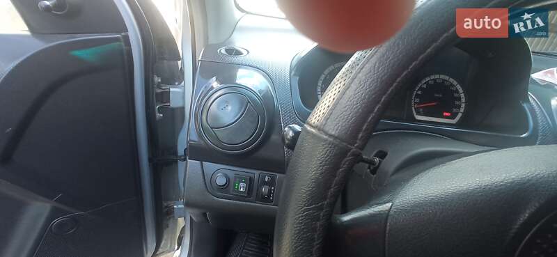 Седан Chevrolet Aveo 2006 в Бершади