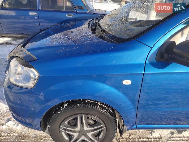 Седан Chevrolet Aveo 2010 в Перещепине