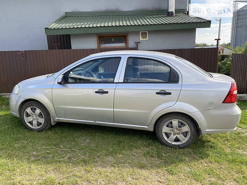 Chevrolet Aveo LS