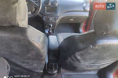 Седан Chevrolet Aveo 2006 в Днепре