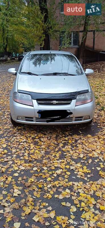 Седан Chevrolet Aveo 2005 в Кривому Розі